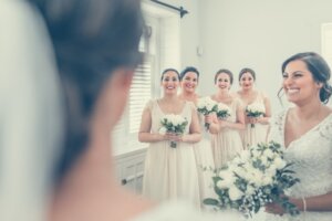 15 Gift Ideas for Your Bridal Party
