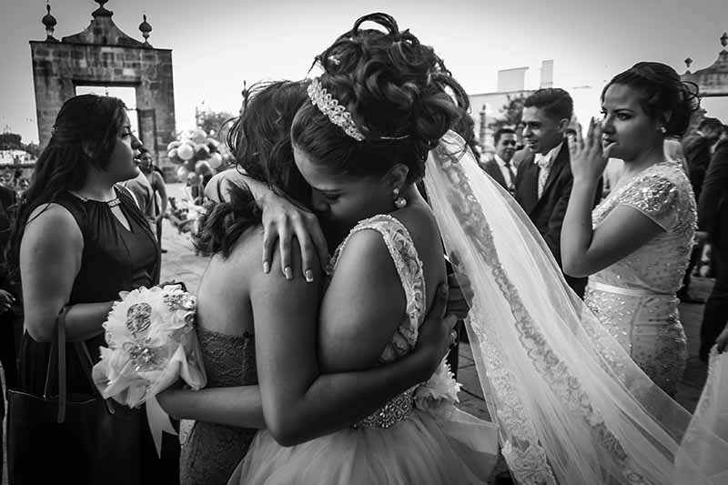 How to Write & Deliver an Incredible Maid of Honor Speech