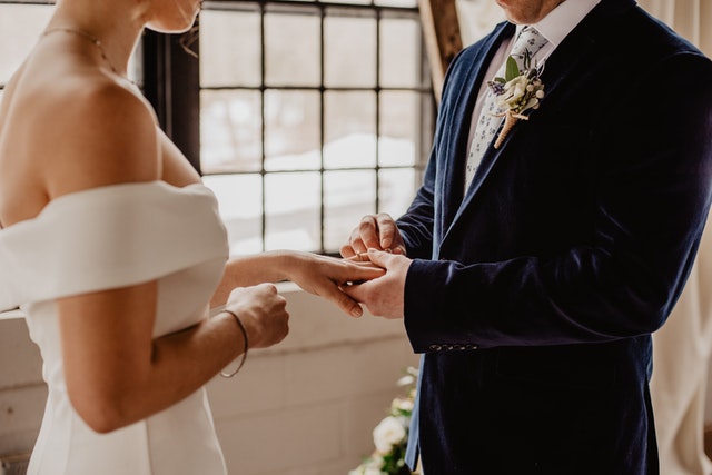 10 Tips for A Stress Free Wedding Day