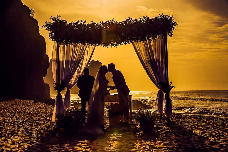 Finding Vendors for Your Destination Wedding