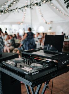 5 Ways to Save Money on Wedding Music